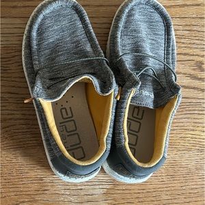 Size 4 Boys Hey Dude Shoes. Worn once